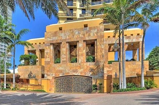 5th image of 16275 Collins Ave APT 2503