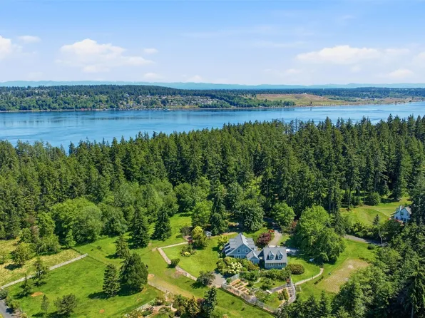 1352 14th Avenue, Fox Island, WA 98333