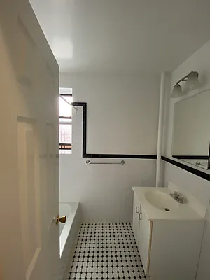 Rented by Voro New York | media 21