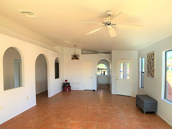 3rd image of 116 E Camino De Diana