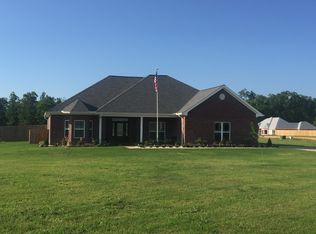 177 Taylor Raye Ln, Columbus, MS 39705