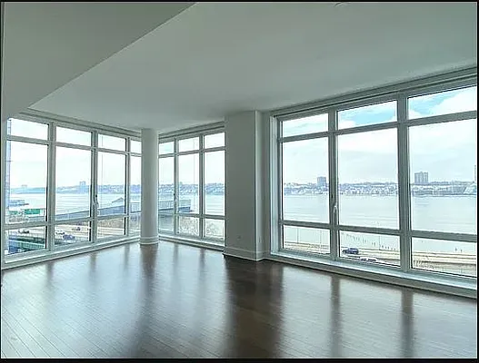 Rented by BLU Real Estate | media 17