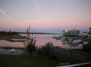 57 W End Ave, East Quogue, NY