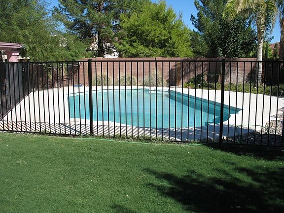 "play" pool ~ 4.5' deep with infloor cleaning jets