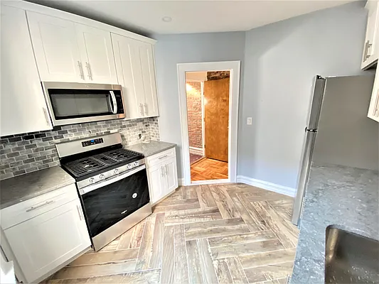 Rented by Prospect Equities Real Estate Corp | media 13