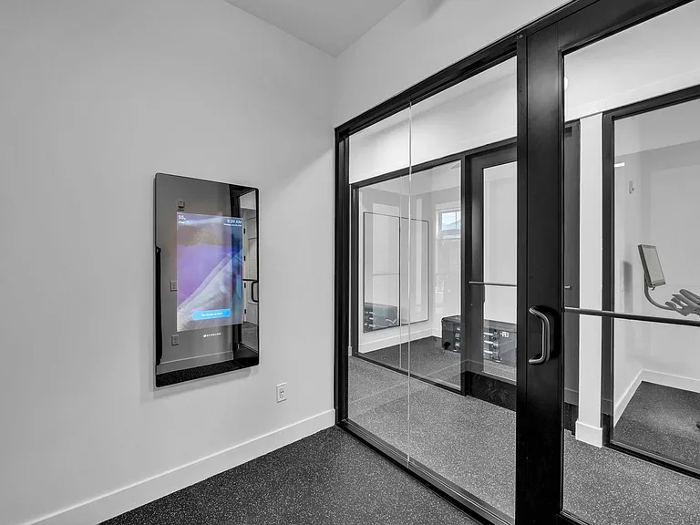 Aviator Lofts — Photo 39