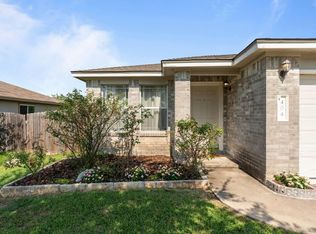 404 Paige Bnd, Hutto, TX 78634