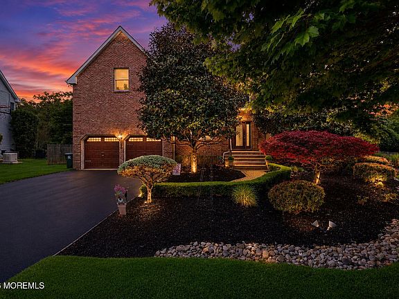 3rd image of 109 Janwich Drive