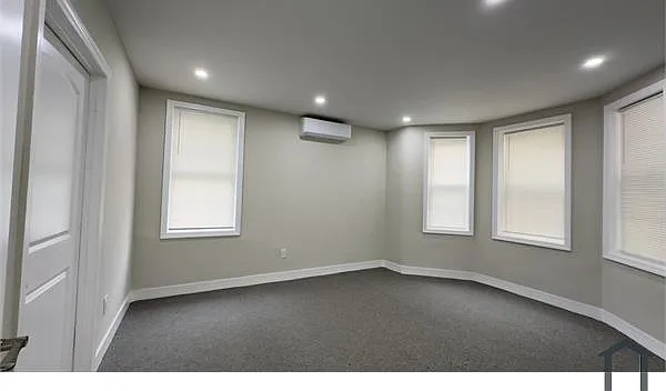 4128 Wickham Ave — Photo 18