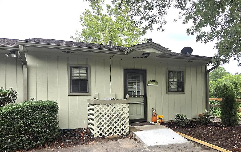 1 bed, 1.0 bath, $1,500 — Photo 3