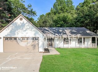 609 Seaboard Dr, Stockbridge, GA 30281