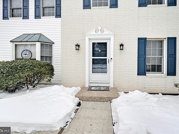 5th image of 1823 Ridgewood Rd