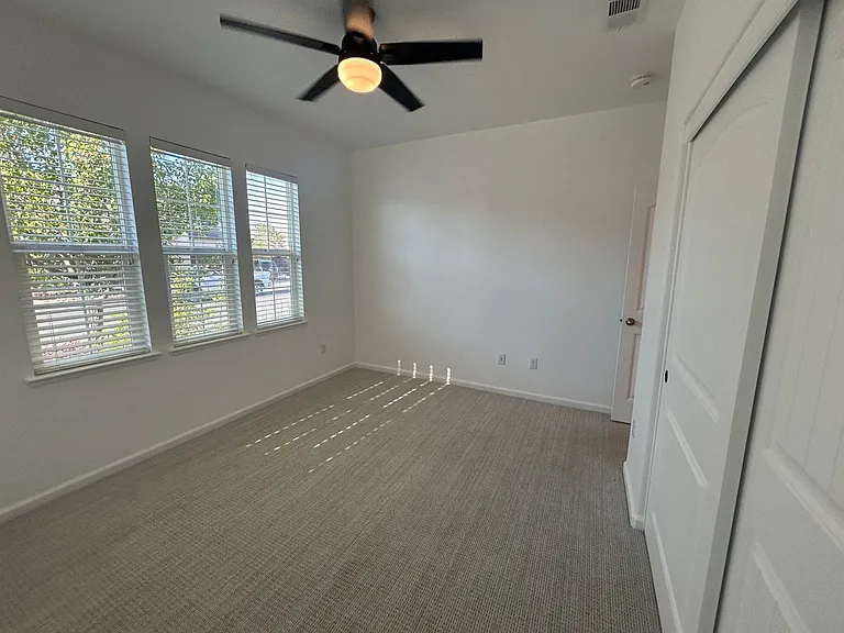 1850 Cascade Stable Dr — Photo 11