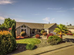 2120 Crystal Way, McKinleyville, CA 95519
