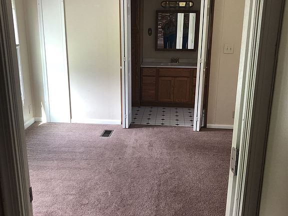 5th image of 3 Denbigh Ln