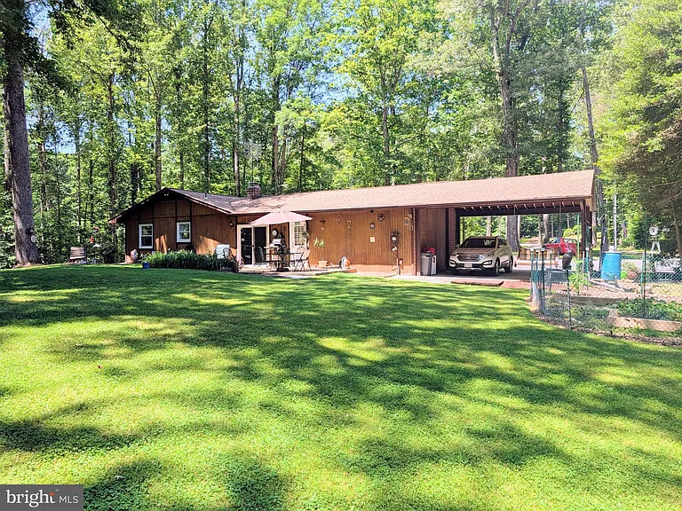 6997 Gilbeth Rd — Photo 49