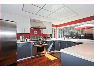 5th image of 1817 Los Altos Dr