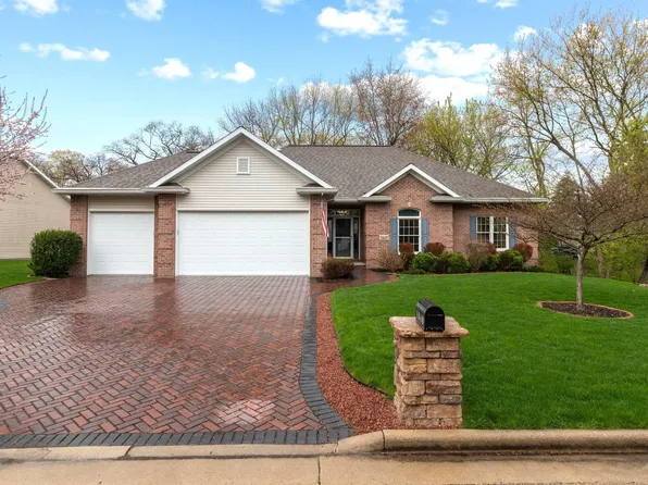 1618 Northridge Ct, Menasha, WI 54952