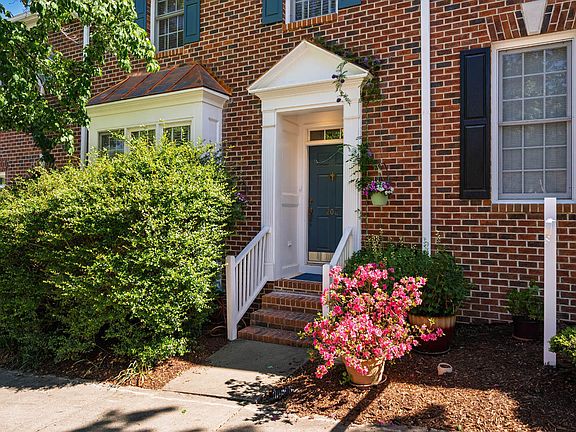 2nd image of 206 Brookgreen Dr