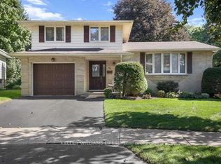 64 Haliburton Cres, London, ON N6K2Y9
