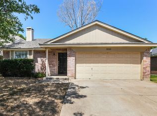5532 Four Winds Dr, Arlington, TX 76018