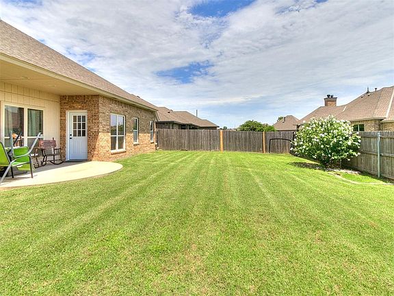 3rd image of 3212 San Juan Trl