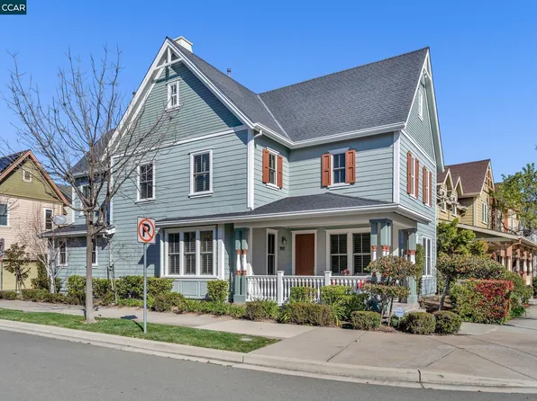 2057 Drake Ln, Hercules, CA 94547