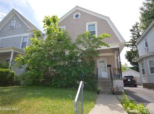 1572 Bradley St, Schenectady, NY 12304