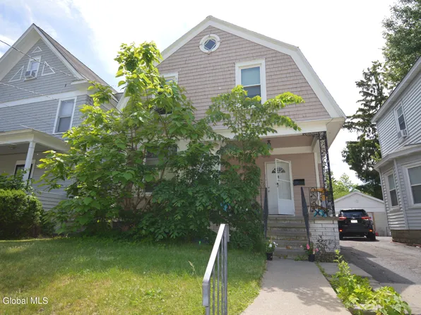 1572 Bradley Street, Schenectady, NY 12304