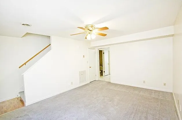 3272 Tower Dr #C — Photo 2