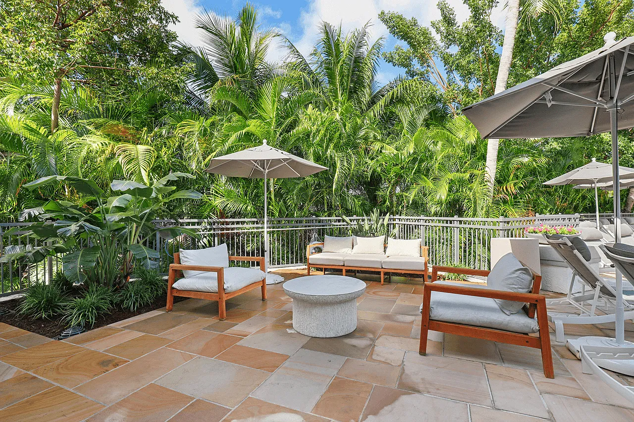 Promenade at Aventura Apartments — Photo 4