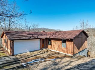 7525 Vista Dr, Cedar Hill, MO