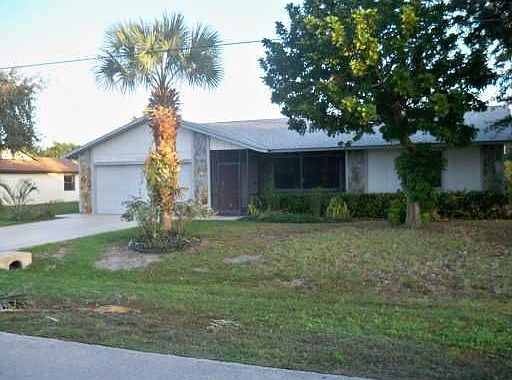 Home For Sale In Holiday Pines