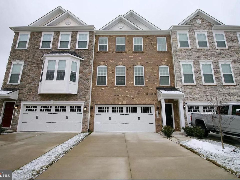 1st image of 21527 Willow Breeze Sq