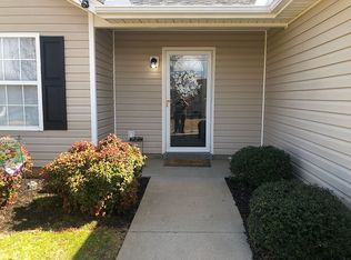 403 Shoally Brook Dr, Spartanburg, SC 29303