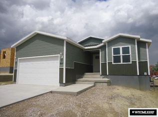 251 Horseshoe Dr, Rock Springs, WY 82901