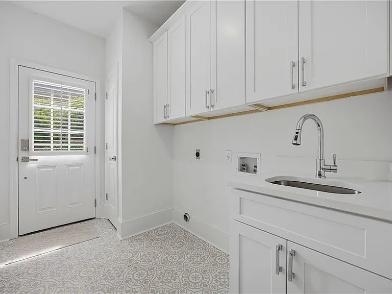 6410 Westchester Pl — Photo 73