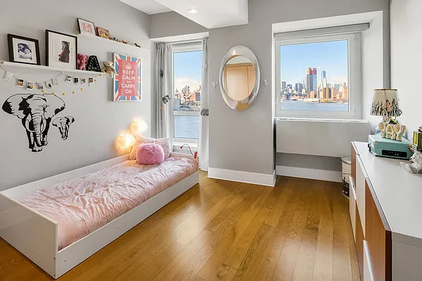 Sold by Compass | media 8