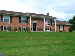 9201 Oak Tree Cir, Frederick, MD 21701