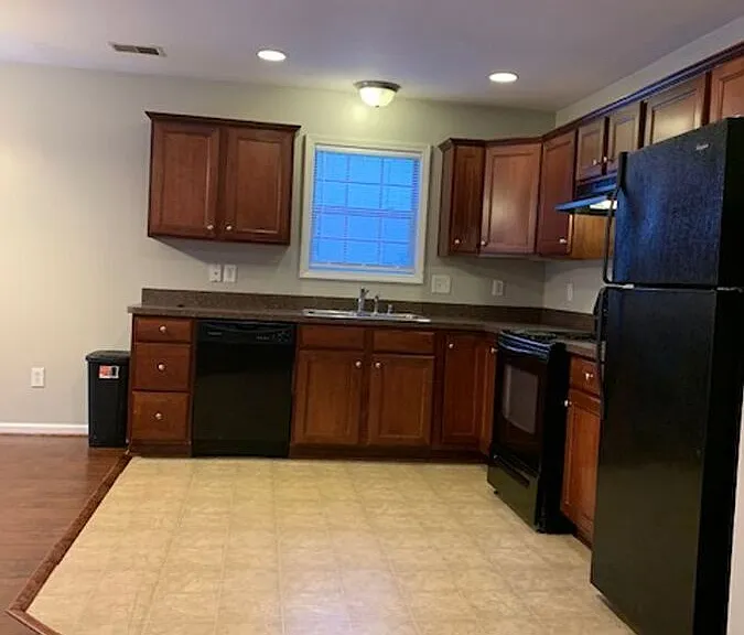 3837 Pine Ridge Way — Photo 16