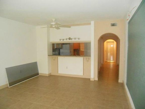 3rd image of 4723 Lucerne Lakes Boulevard E #621