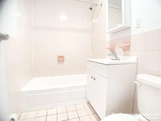 Rented by Sovereign Associates | media 14