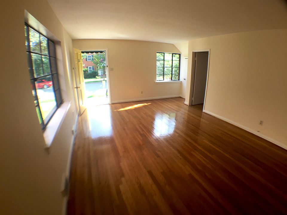 1st image of 3212 Park Ave