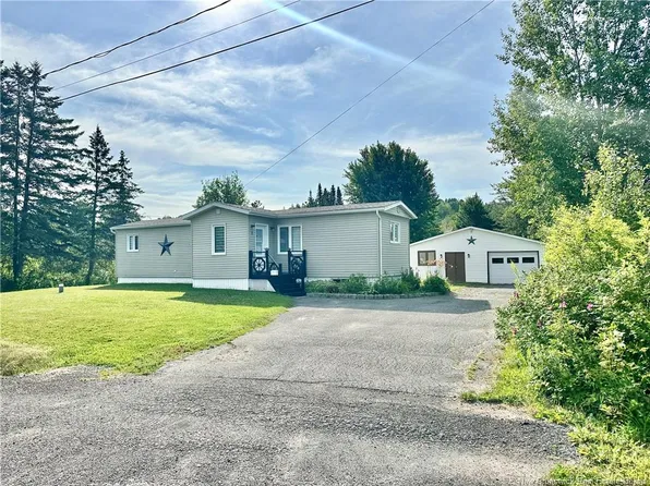 5 Philibert St, Edmundston, NB E3V 3V3