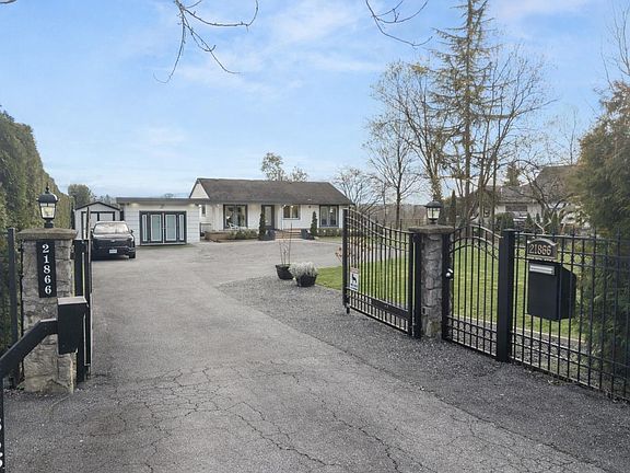 2nd image of 21866 River Rd