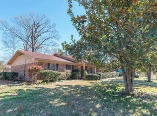 110 Briarwood Dr, Starkville, MS 39759