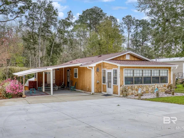 1437 Rio Cir, Lillian, AL 36549