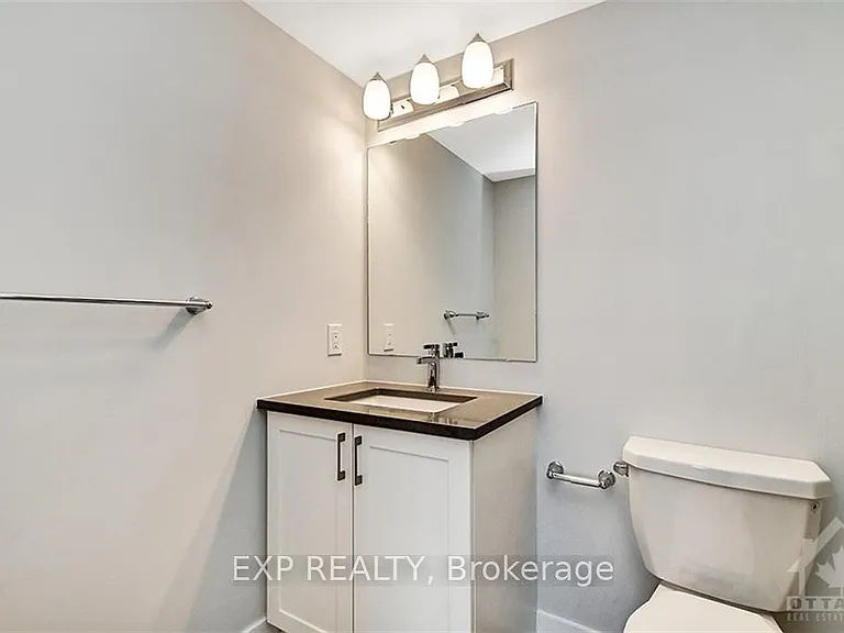 821 Mikinak Rd — Photo 23