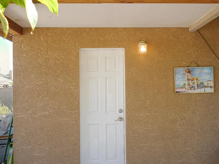 501 Holick Ave #2 — Photo 1