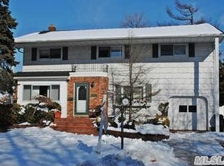 3333 Milburn Ave, Baldwin, NY 11510